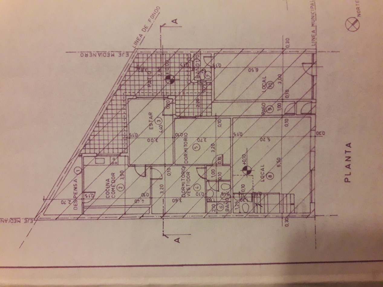 VENTA CASA 3 Amb. +  2  LOCALES al Frente. Z/ Bosque Alegre