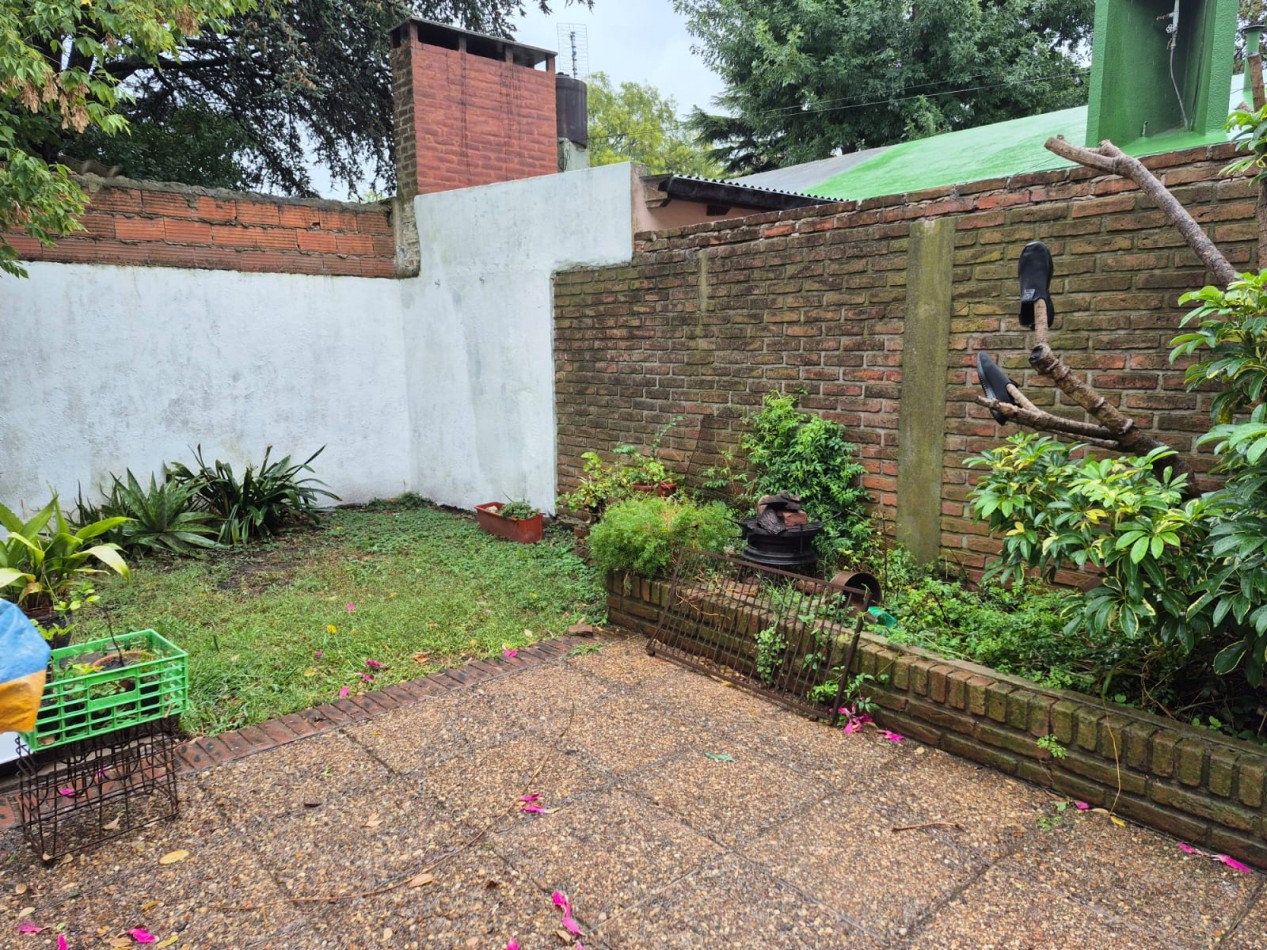 OPORTUNIDAD PH AL FRENTE CASA 4 AMBIENTES 