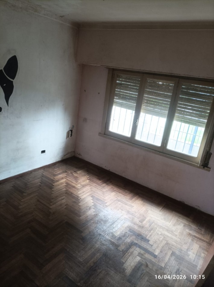 CHALET A REFACCIONAR EN SU TOTALIDAD APTO CREDITO