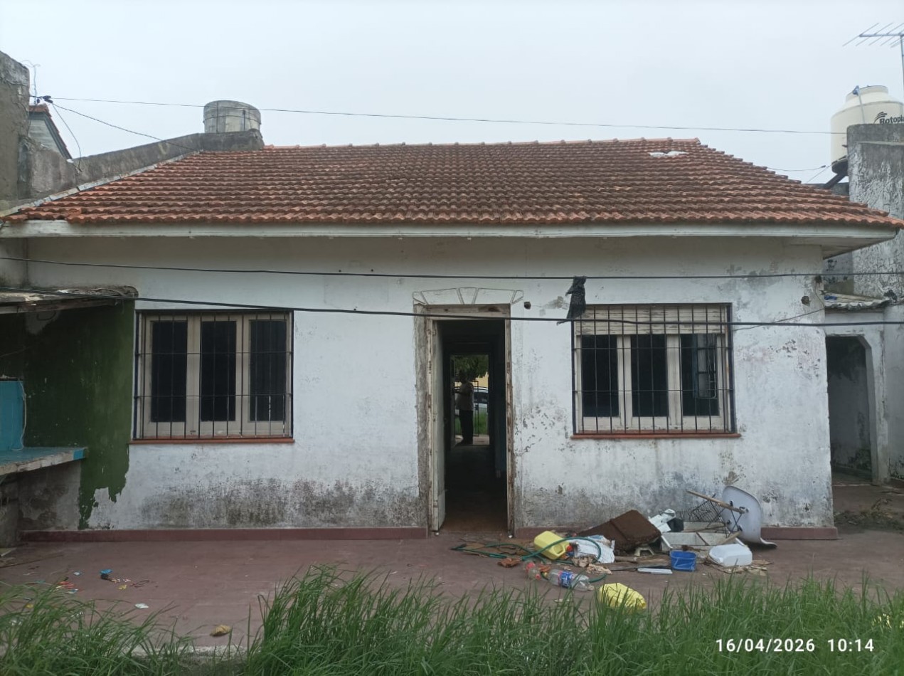 CHALET A REFACCIONAR EN SU TOTALIDAD APTO CREDITO