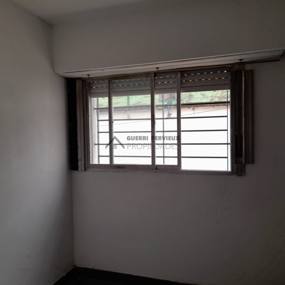 VENTA CASA 4 Amb. Z/ Bernardino Rivadavia