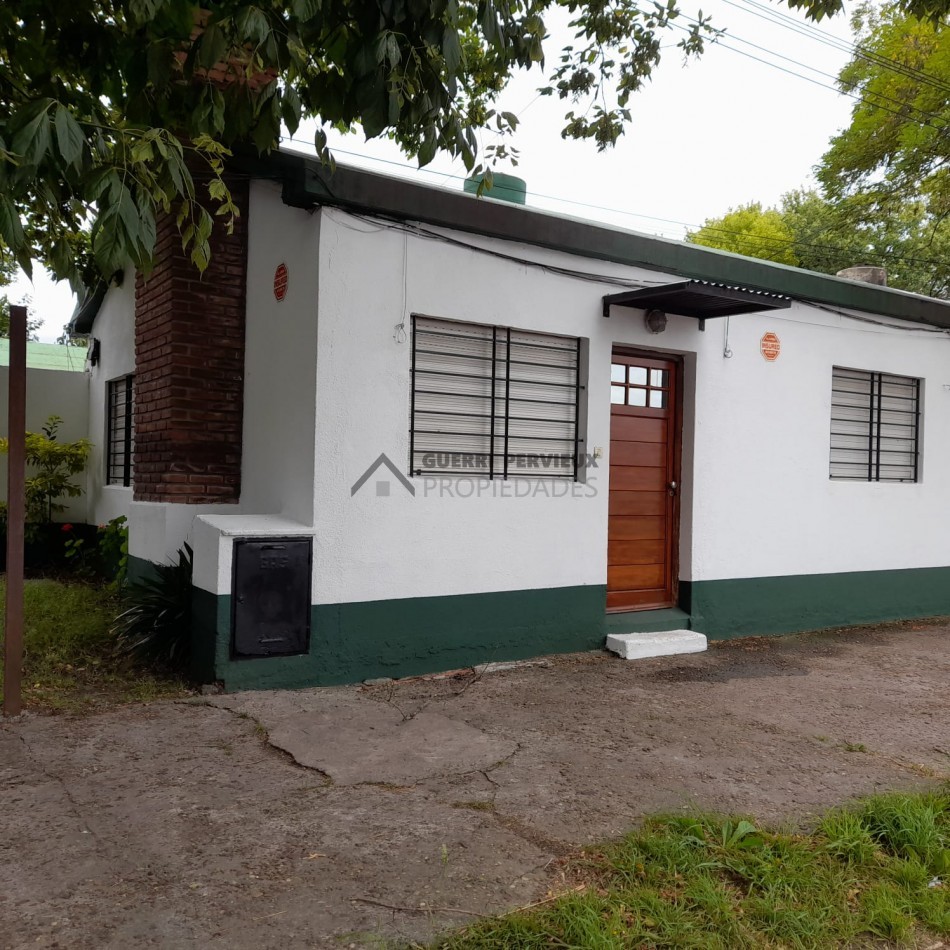 VENTA CASA 4 Amb. Z/ Bernardino Rivadavia