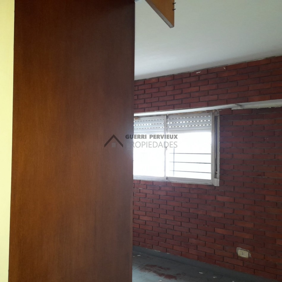 VENTA CASA 4 Amb. Z/ Bernardino Rivadavia